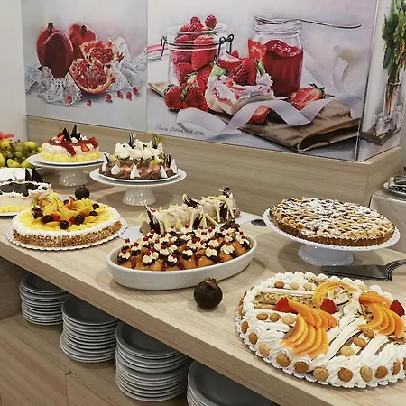 Michelangelo Otel 4*